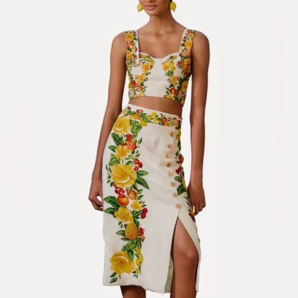 FARM Rio Off-White Picnic Flowers Premium Linen Crop Top and skirt Size M